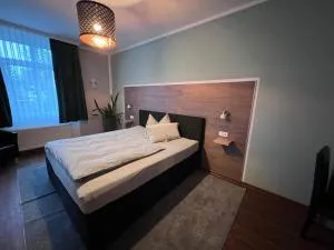 Hotel Am Vogelsang - 埃内佩塔尔