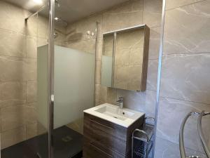 Appartement 2 pièces Mezzanine dans résidence avec piscine - 6 personnes AR070-043