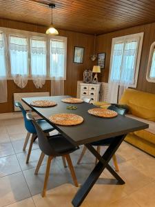 Maisons de vacances Maison confort & jardin a Saint-Pierre-d'Oleron : photos des chambres