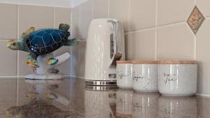 Coastal Comfort - 1 bedroom beachfront apartment