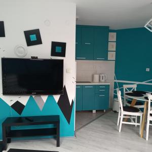 Studio Triangle Divcibare