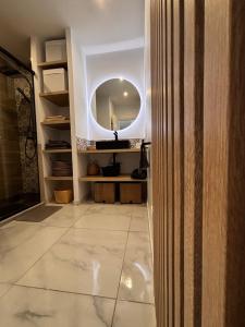 Appartements Front de mer,plage, piscine, parking : photos des chambres