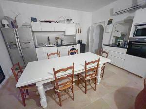 Piscine privée proche Thalassothérapie et Mer