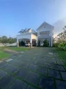 white palace private pool villa - Devāla