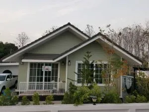 บ้านอุ่นรัก - Ban Nong Bua Wong