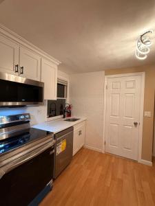 Cozy & New Private Apartment