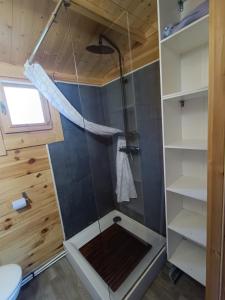 Maisons de vacances Gite Les Chalets du Fliers Verton Meubles de tourisme classes 2 etoiles : photos des chambres