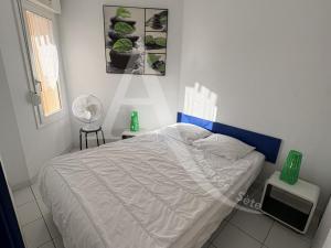 1 CHAMBRE, VUE MER, ACCES DIRECT PLAGE