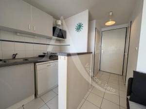 1 CHAMBRE, VUE MER, ACCES DIRECT PLAGE