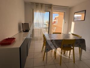 1 CHAMBRE, VUE MER, ACCES DIRECT PLAGE