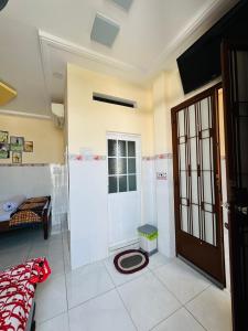 Phòng Giường Đôi Có Ban Công (Double Room with Balcony)