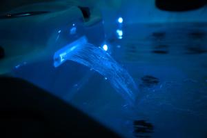 Appartements Perle d-eau-Love Room-Jacuzzi-Sauna-Proche Montbeliard et Belfort : photos des chambres