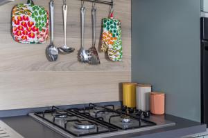 Mamma Mia Apartments and pool