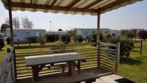 Campings Camping Lizoe : Mobile Home