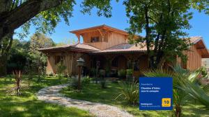 B&B / Chambres d'hotes Chambre d-hotes sous la canopee : photos des chambres