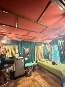 Khao Sok Tree House Resort