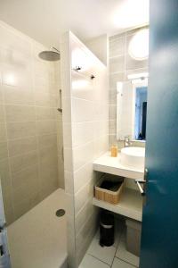 T3 climatisé, face plage de Canet Sud, double parking, WIFI, Linge et ménage inclus