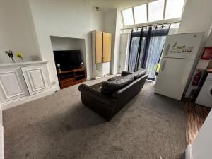 Double-Bedroom in the Heart of Salford Manchester Perfect for Short Stays GCSW1