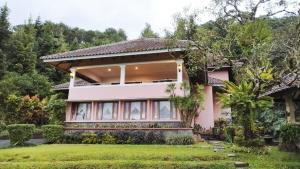 Eyrie Villa Altitude Habitation