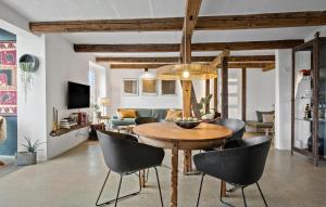 Stunning Apartment In Middelfart