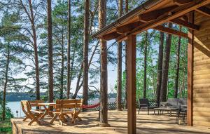 2 Bedroom Lovely Home In Borsk