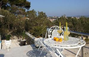 1 Bedroom Cozy Apartment In Jezera