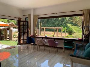 Napa White Villa river front