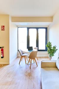 Apartamentos Delia by gaiarooms