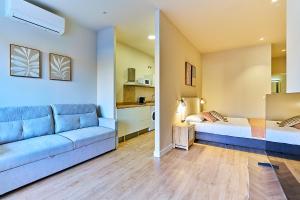 Apartamentos Delia by gaiarooms