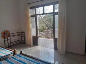 Holiday Home for Foreign Tourists only - Kombichankulama