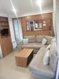 Campings MHVACANCES 2 LOUENT PLUSIEURS MOBILHOMES DANS CAMPING 4 ETOILES PROCHE CHATEAUX et ZOO BEAUVAL : photos des chambres