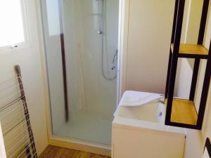 Campings Camping Lizoe : photos des chambres