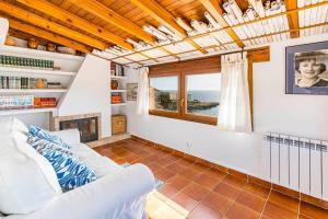 Casita Marinera Sant Elm by Mallorca Infinity