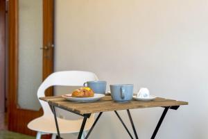 11 seats Wi-fi 3 bedrooms 2 bathrooms near the sea