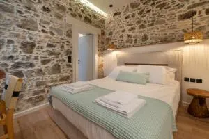 Τhe 1930s - Apidias Lakos