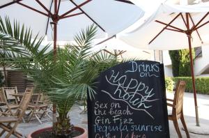 NLV Seaside Apartments