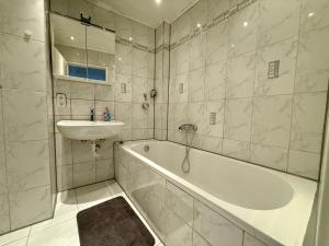 Zentral - Modern - Bahnhofsnähe