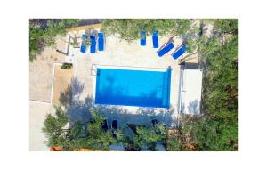 Stunning Home In Supetar