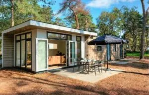 2 Bedroom Lovely Home In Hellendoorn - Heeten