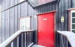 Nice Apartment In Svingvoll With Wifi