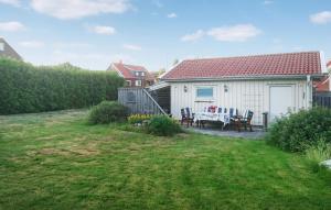 Cozy Home In Rönnäng With Wifi