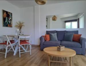 Face à la mer et à 2 pas des plages Juan les Pins Tout à pied