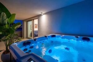 Cremona Inn Aparthotel