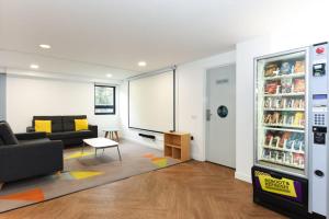 For Students Only Corfe House in Poole