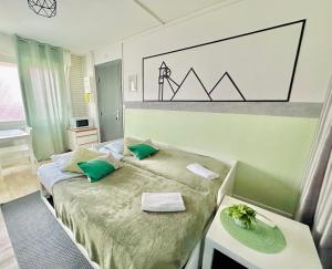 Terrils jumeaux, Train Lens - Paris trajet denviron 1 heure 10 minutes