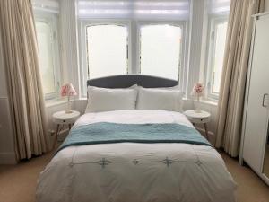 Spacious comfortable flat with free parking in East Finchley, Muswell Hill & close to Alexandra Palace