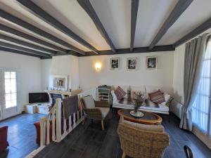 Maisons de vacances Gite Le Petit Wren - avec piscine et vue : photos des chambres