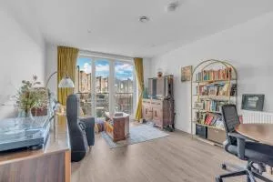 Brand new 1 bed flat in Sydenham with balcony - London