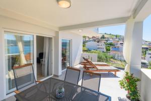 Apartments Morska Vila