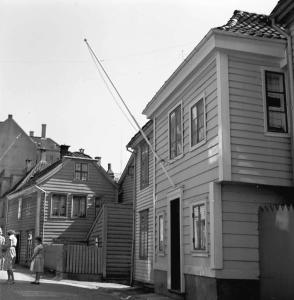 Dinbnb Apartments I Family Dream in Bergen I Playroom I Private Garden